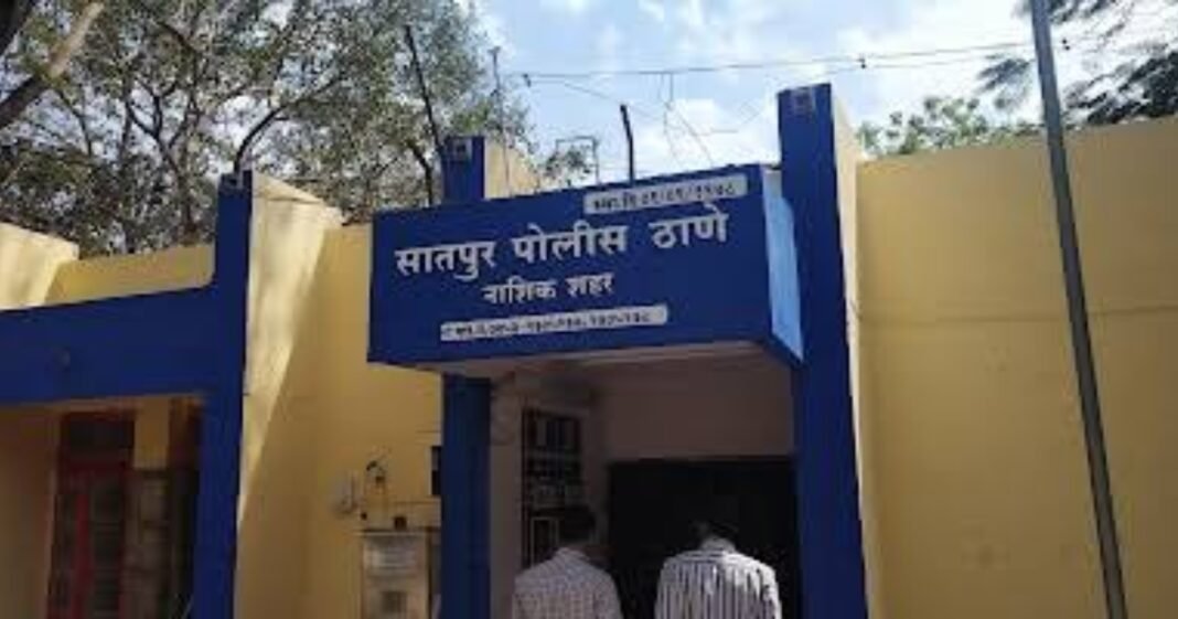  नासिक में एक बार फिर उत्साह;  रात में घर में घुसा, नाबालिग बच्ची से किया दुष्कर्म 
