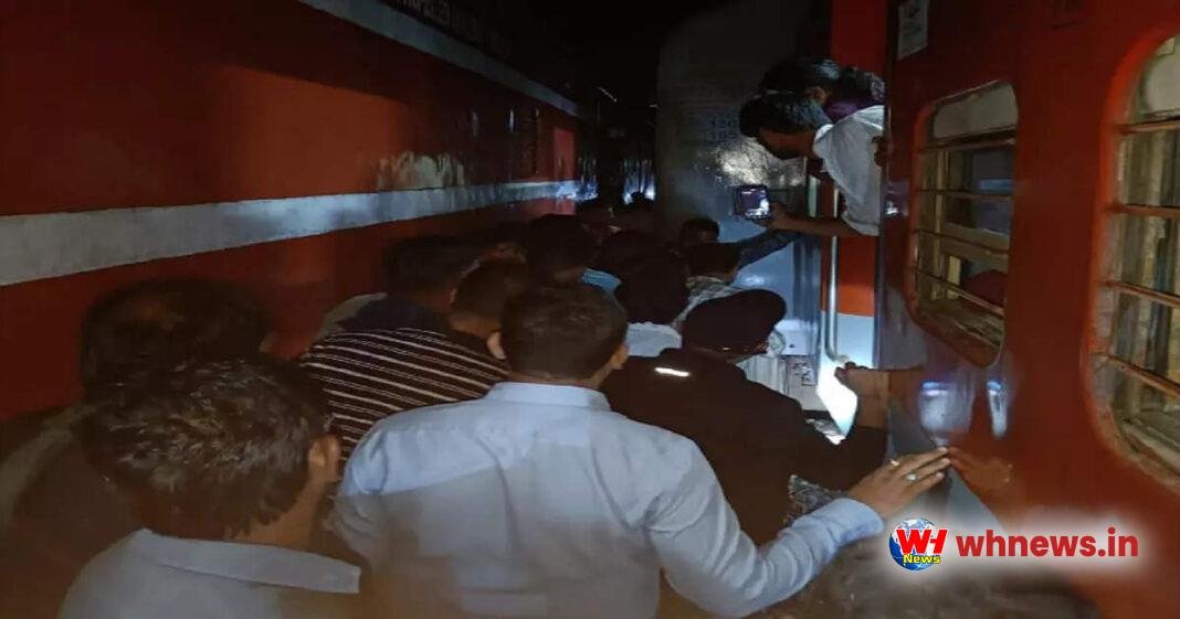  बड़ी खबर गोंदिया के पास घातक ट्रेन हादसा;  50 से अधिक यात्री घायल 
