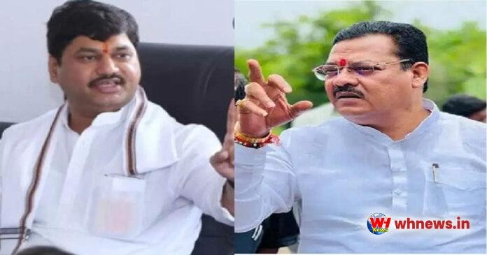 शिंदे गुट के 'नाराज' विधायक के रूप में धनंजय मुंडे के नारे विधान भवन की सीढ़ियों पर लगे
