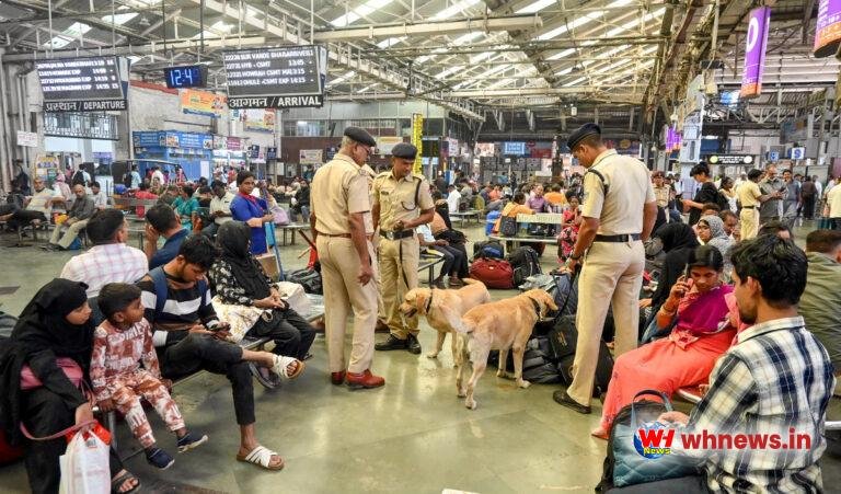 रेल मंत्रालय ने दी जासूसी के खतरे की चेतावनी