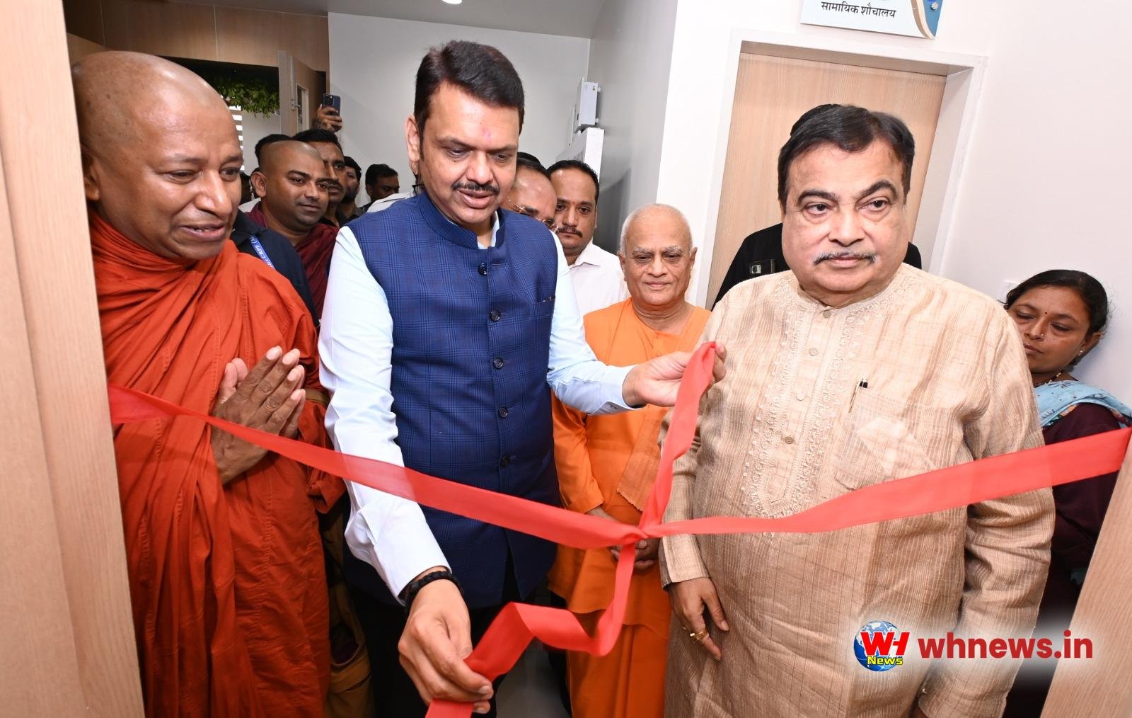 आरोग्यसेवेच्या क्षेत्रात डायग्नोस्टिक सेंटर ठरेल मैलाचा दगड!मुख्यमंत्री श्री. देवेंद्र फडणवीस यांनी व्यक्त केला विश्वास  -स्व. भानुताई गडकरी मोमोरियल डायग्नोस्टिक सेंटरचे उद्घाटन -केंद्रीय मंत्री श्री. नितीन गडकरी, पालकमंत्री श्री. बावनकुळे यांची उपस्थिती