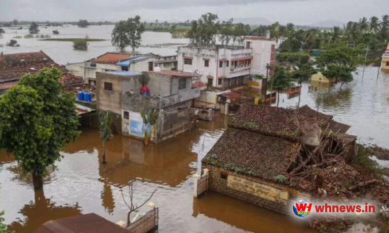 नदियां उफान पर, घरों को नुकसान