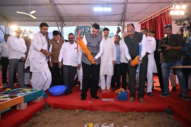 ‘ महाज्योती’च्या माध्यमातून होतकरू विद्यार्थ्यांचे स्वप्न साकार करू- मुख्यमंत्री देवेंद्र फडणवीस  ‘महाज्योती’च्या प्रशासकीय इमारतीचे भूमिपूजन